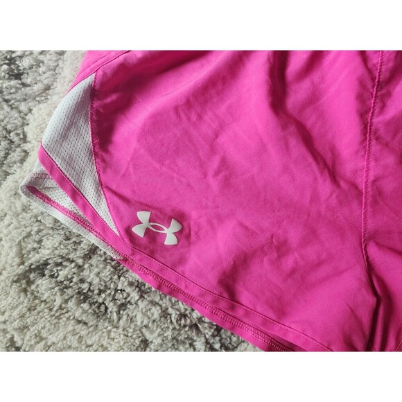 Under armour Shorts Size YXL Pink Active Loose Fit Heat Gear Unlined - Picture 3 of 6